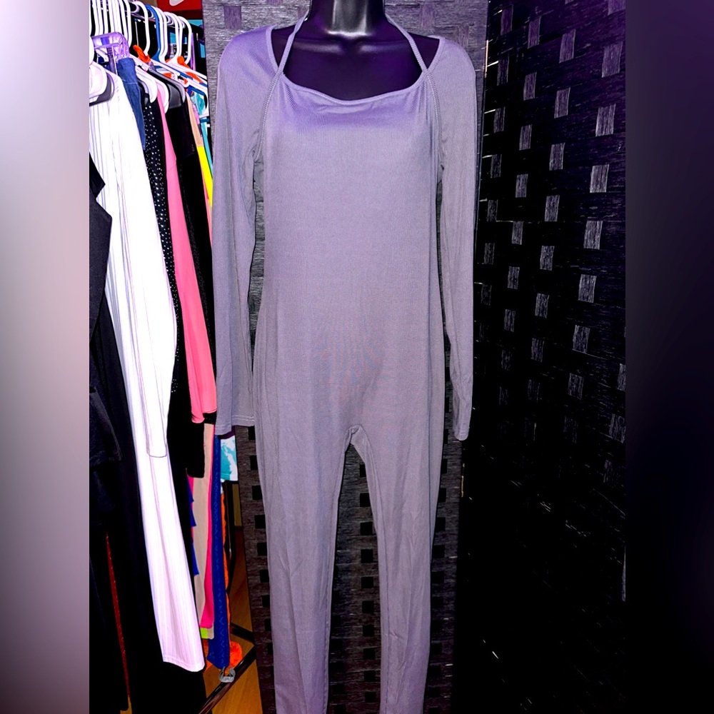 Gray jumper size L